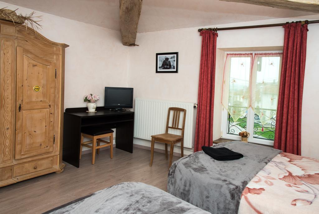 Bed and Breakfast La Ferme Des 3 Suissesses Saint-Paul  Exteriér fotografie